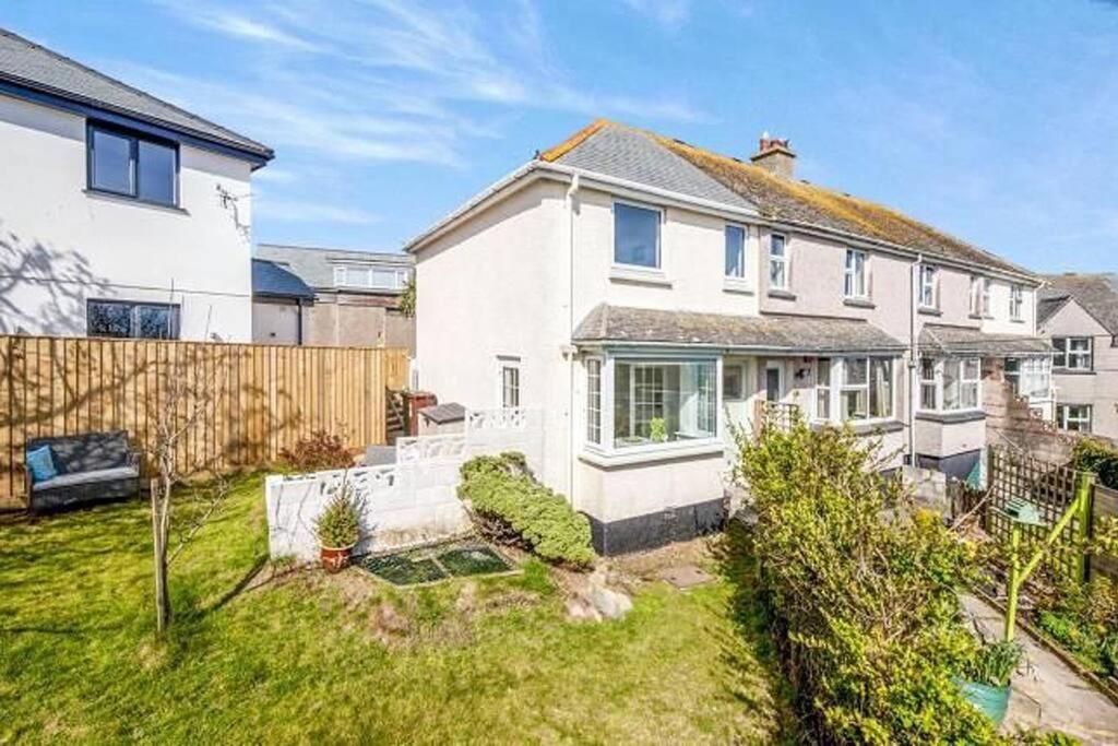 Sunrise! ~ 2 Bedrooms, Garden, Parking, Sea Views St Ives Εξωτερικό φωτογραφία
