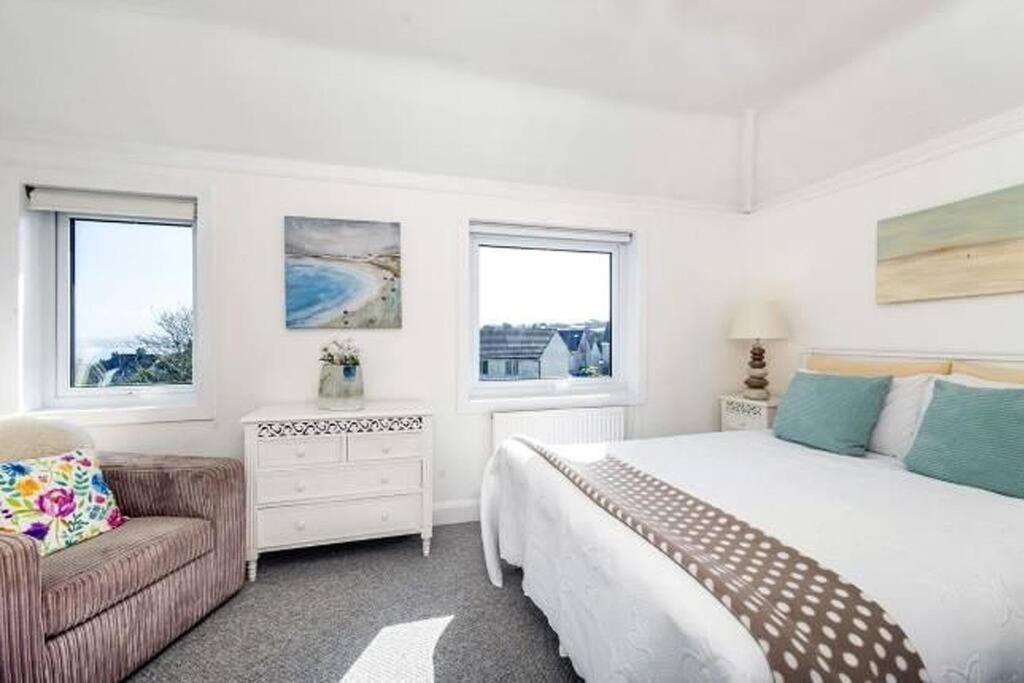 Sunrise! ~ 2 Bedrooms, Garden, Parking, Sea Views St Ives Εξωτερικό φωτογραφία