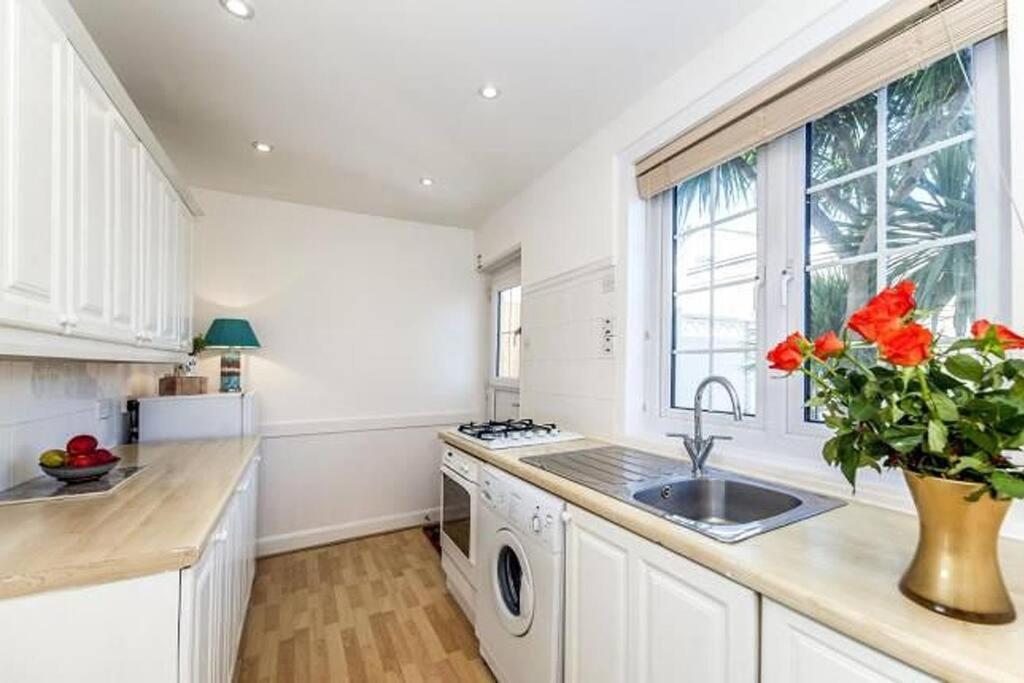Sunrise! ~ 2 Bedrooms, Garden, Parking, Sea Views St Ives Εξωτερικό φωτογραφία