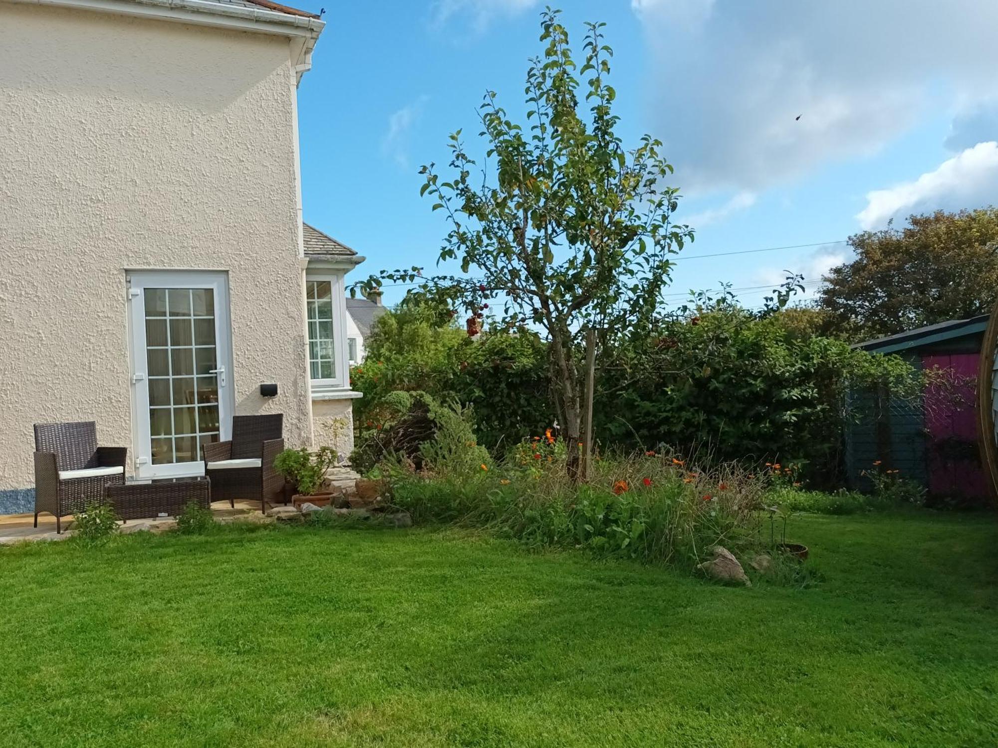 Sunrise! ~ 2 Bedrooms, Garden, Parking, Sea Views St Ives Εξωτερικό φωτογραφία